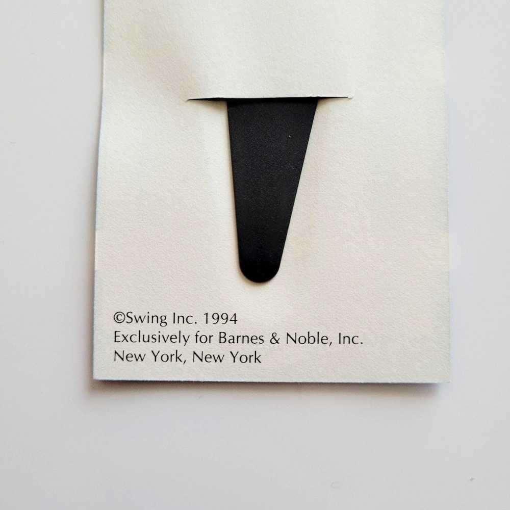 Vintage 90s Black Cat Bookmark Metal Clip fence blue USA Barnes Nobel Swing 1994 - Picture 16 of 16